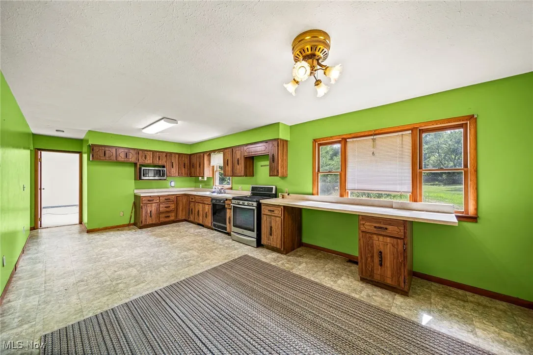 7101 Brakeman Road, Leroy, Ohio 44077,MLS Now Listing ID