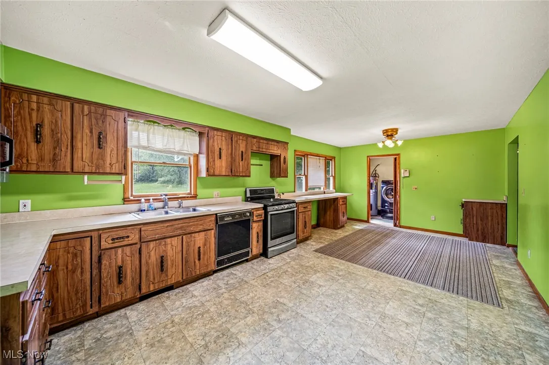 7101 Brakeman Road, Leroy, Ohio 44077,MLS Now Listing ID