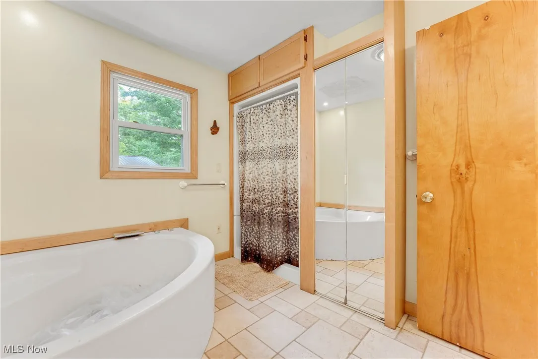 6009 Bole Drive, Andover, Ohio,MLS Now Listing ID