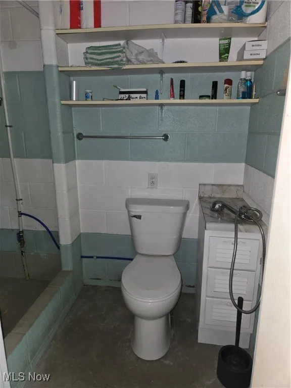 garage bathroom