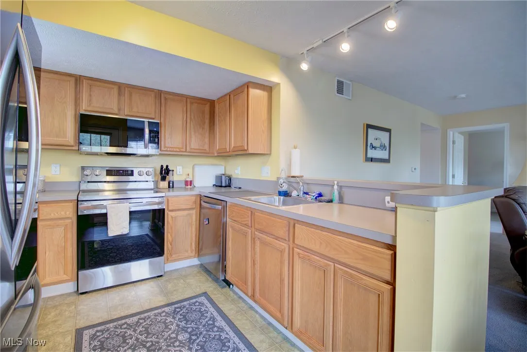 23004 Chandlers Lane, Olmsted Falls, Ohio,MLS Now Listing ID