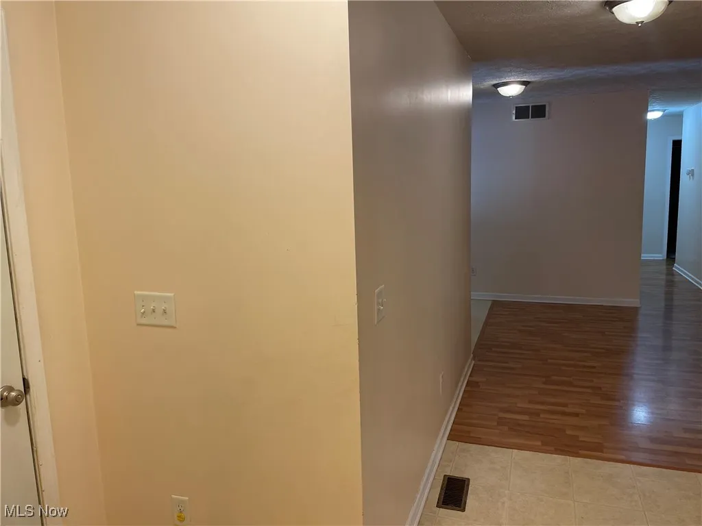 7680 Paulin Drive, Poland, Ohio,MLS Now Listing ID