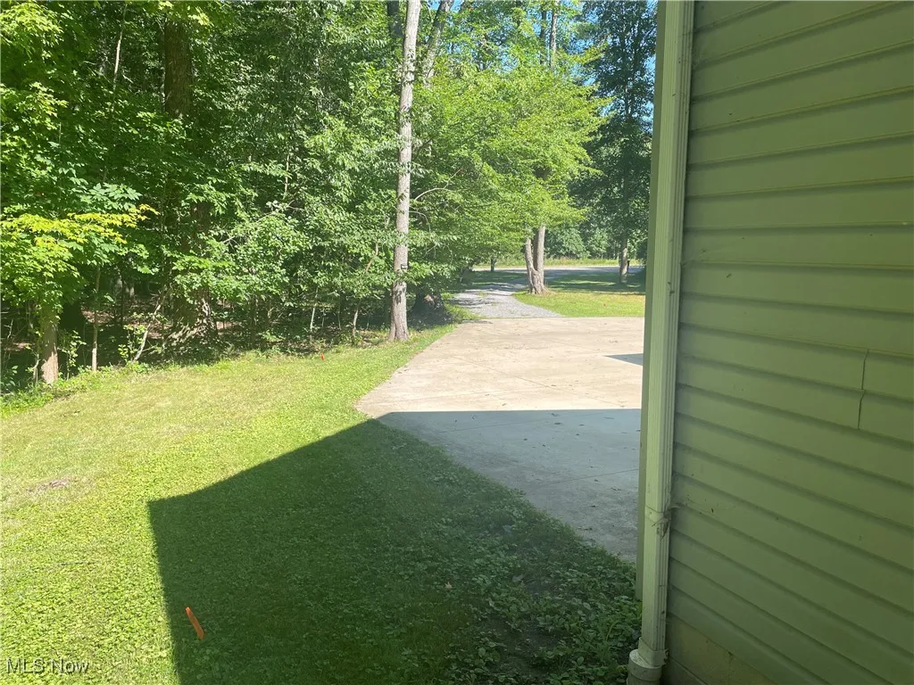 7680 Paulin Drive, Poland, Ohio,MLS Now Listing ID