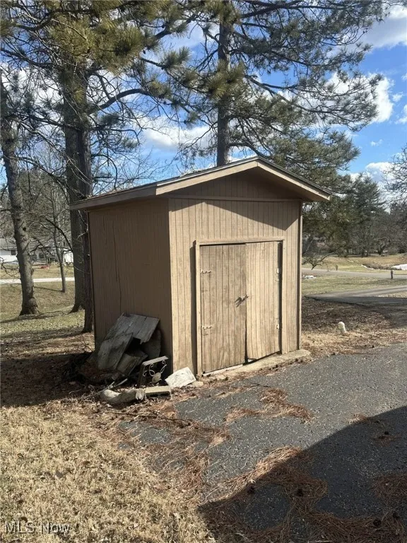 2695 Ash Meadows Boulevard, Zanesville, Ohio,MLS Now Listing ID