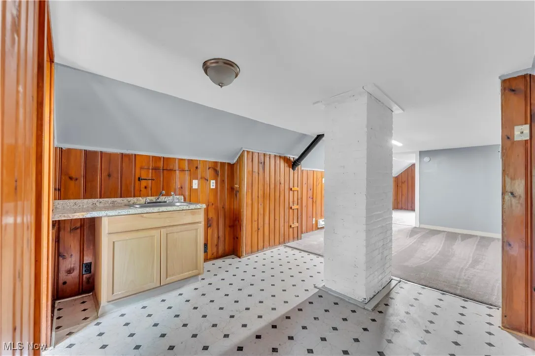 915 Helmsdale Road # 3, Cleveland Heights, Ohio,MLS Now Listing ID