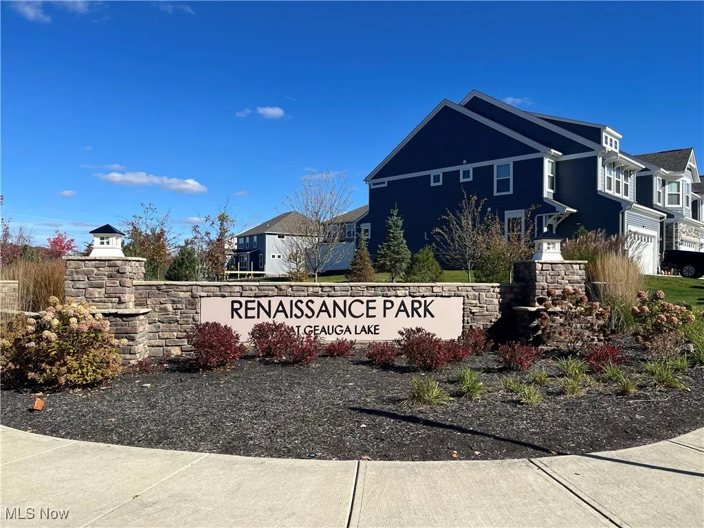 Community sign featuring a residential​​‌​​​​‌​​‌‌​‌‌​​​‌‌​‌​‌​‌​​​‌​​ view