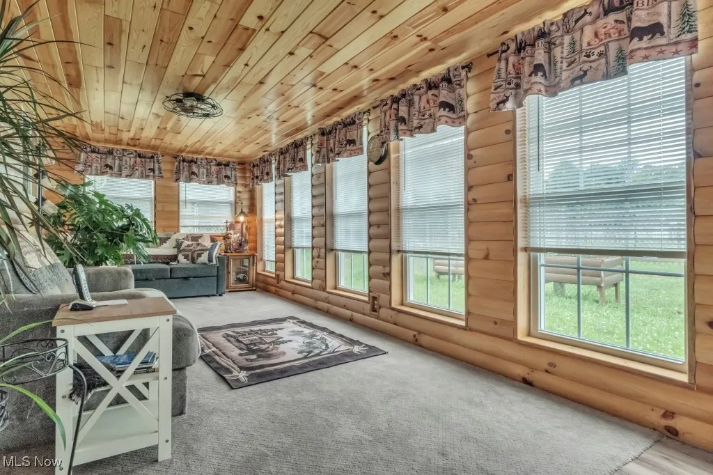 four seasons room