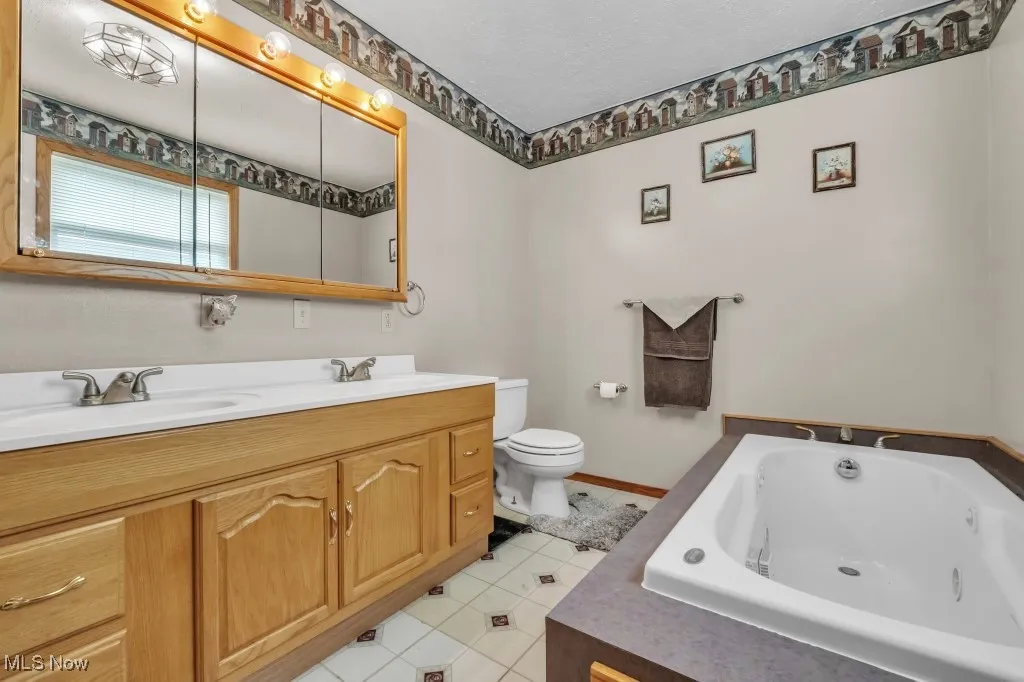 full bath up