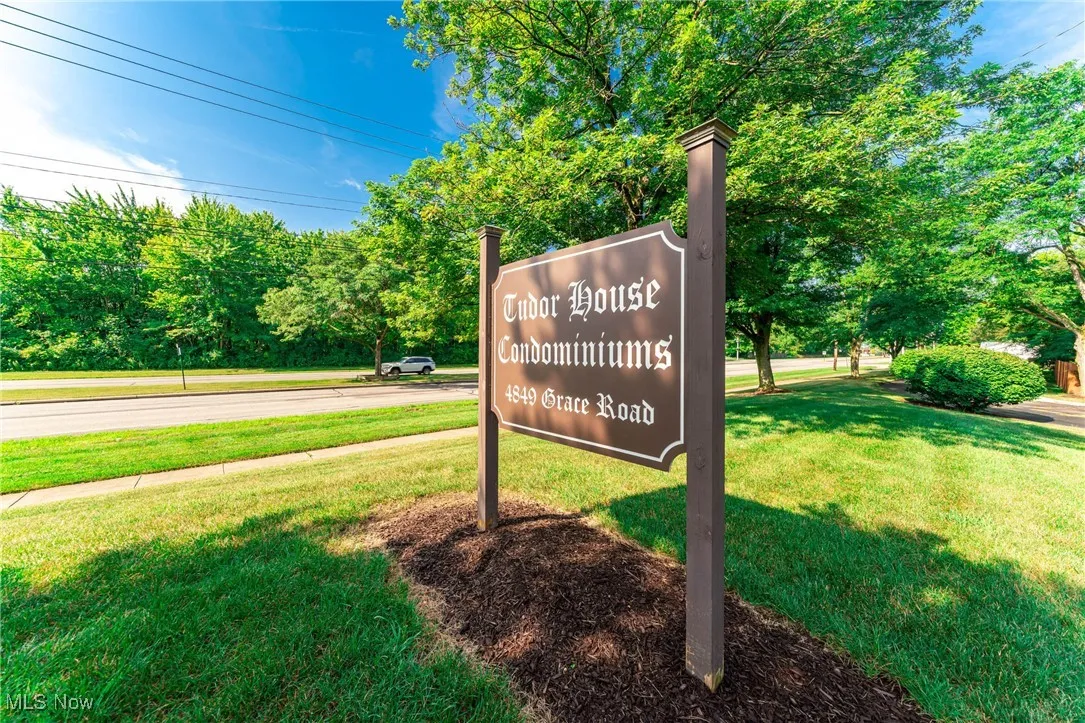4849 Grace Road, North Olmsted, Ohio,MLS Now Listing ID