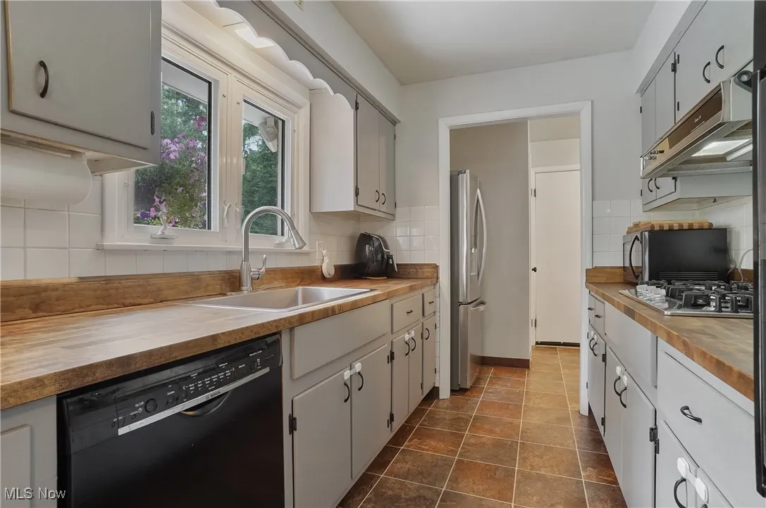 4921 Berkley Road, Richfield, Ohio,MLS Now Listing ID