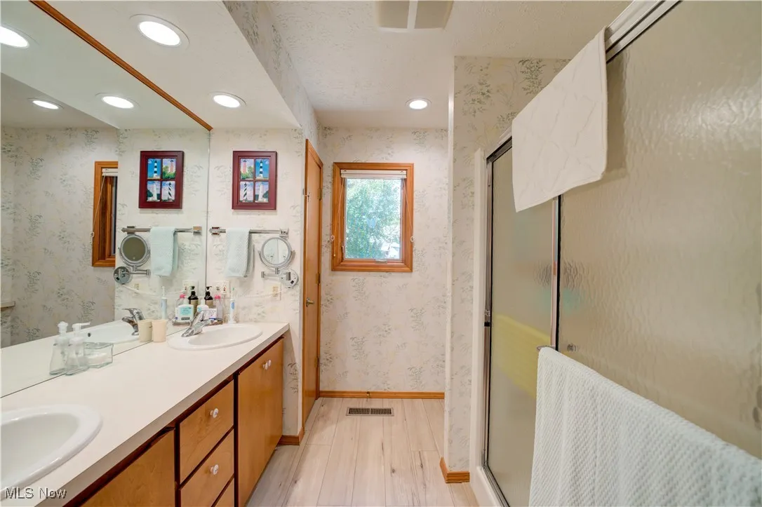 32833 Fallhaven Circle, North Ridgeville, Ohio,MLS Now Listing ID