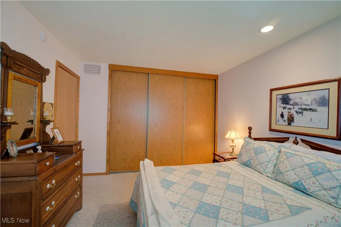 32833 Fallhaven Circle, North Ridgeville, Ohio,MLS Now Listing ID