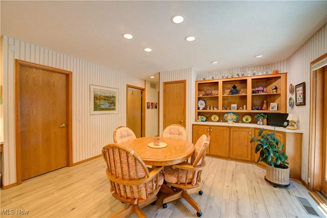 32833 Fallhaven Circle, North Ridgeville, Ohio,MLS Now Listing ID