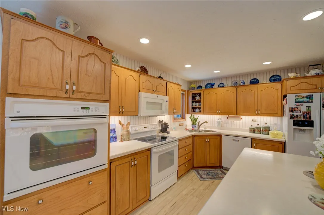 32833 Fallhaven Circle, North Ridgeville, Ohio,MLS Now Listing ID