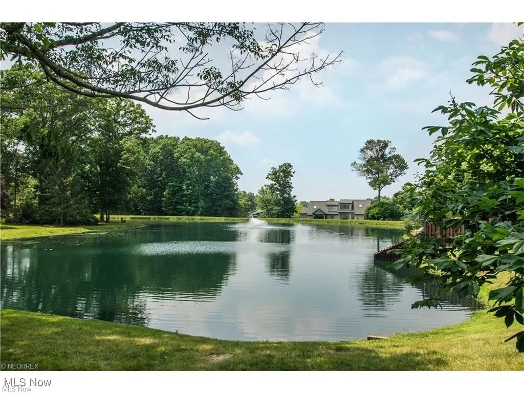 6250 Greenwood Parkway # 404, Sagamore Hills, Ohio,MLS Now Listing ID