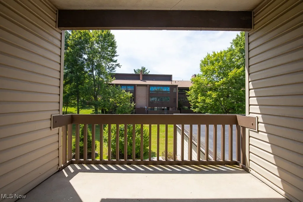 6250 Greenwood Parkway # 404, Sagamore Hills, Ohio,MLS Now Listing ID