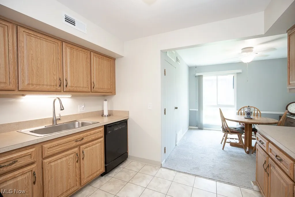 6250 Greenwood Parkway # 404, Sagamore Hills, Ohio,MLS Now Listing ID