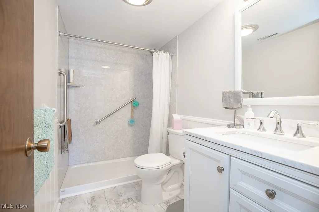 6250 Greenwood Parkway # 404, Sagamore Hills, Ohio,MLS Now Listing ID