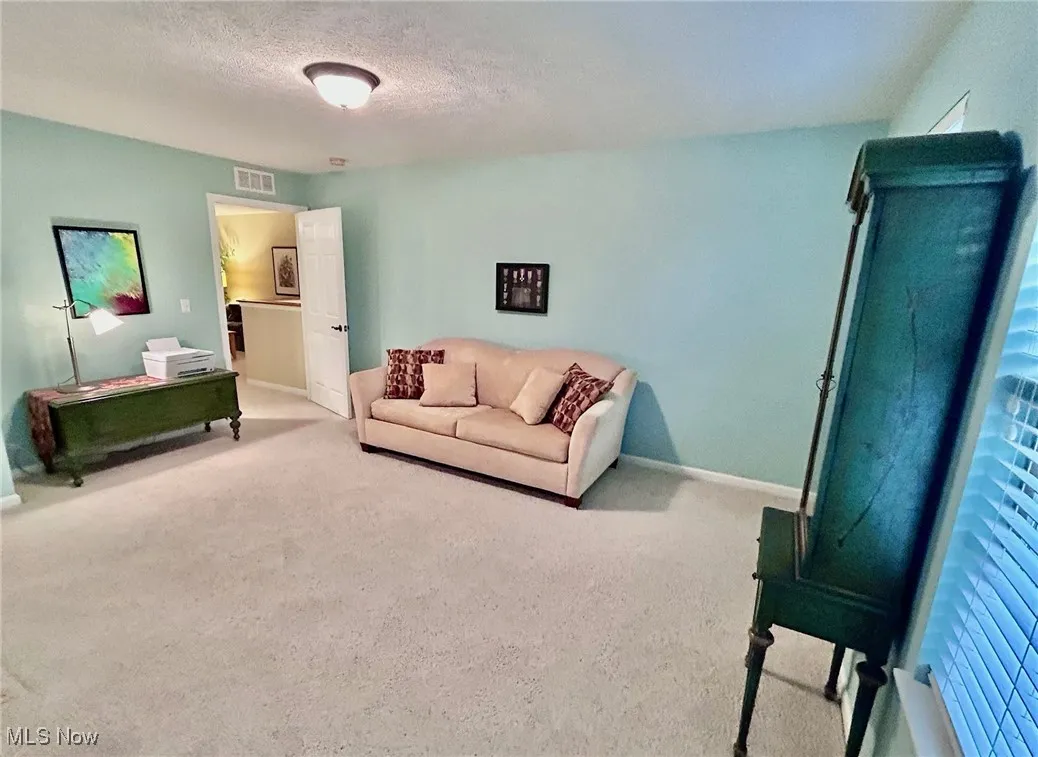 303 Lakewick Lane, Willowick, Ohio 44095,MLS Now Listing ID