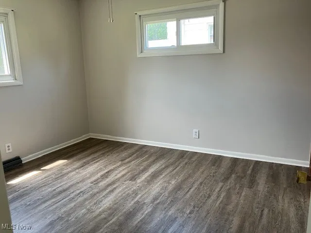 Apartment bedroom