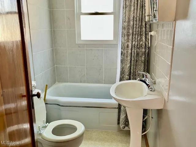 remodeled bath in house