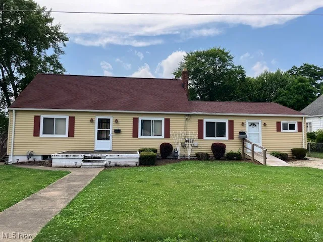  Front of house