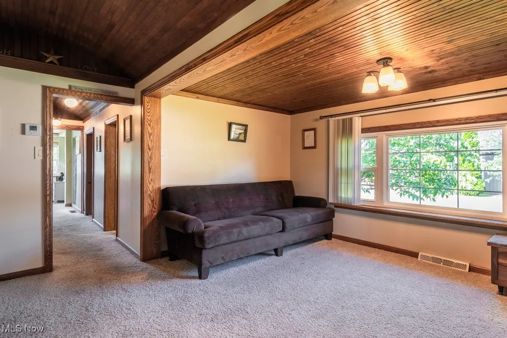 Living room with view to hallway