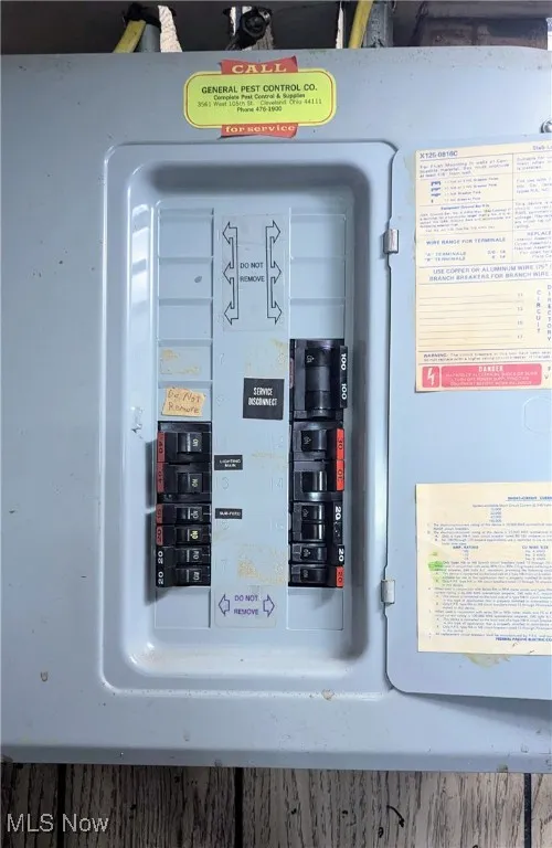 view of 100 amp electrical box