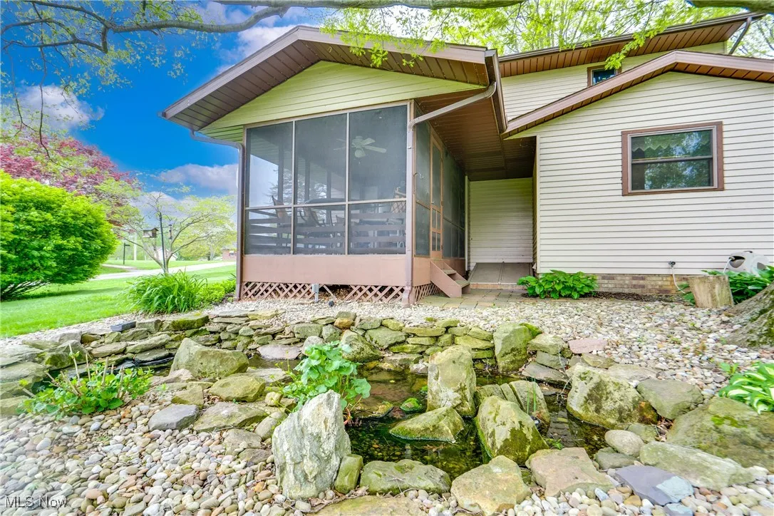 10154 Carlswood Avenue, Hartville, Ohio,MLS Now Listing ID