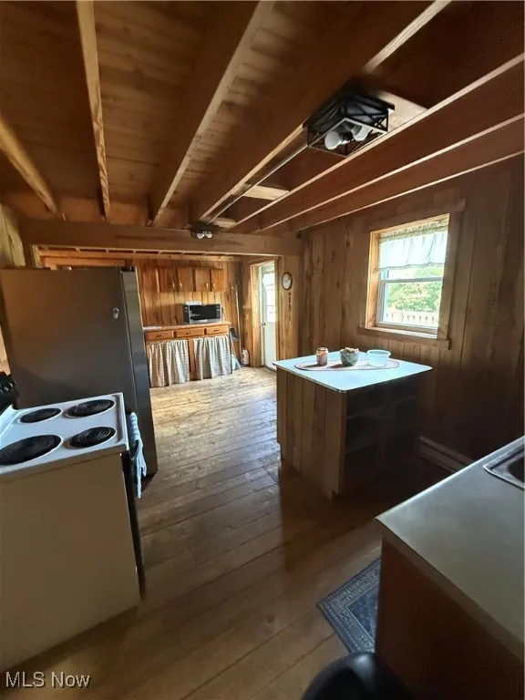 9189 E Pike, Norwich, Ohio,MLS Now Listing ID