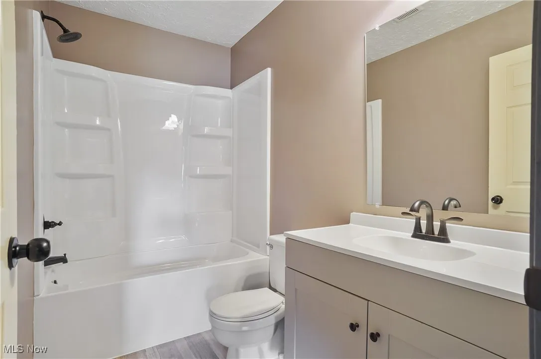 1395 Gray Fox Drive, North Canton, Ohio,MLS Now Listing ID