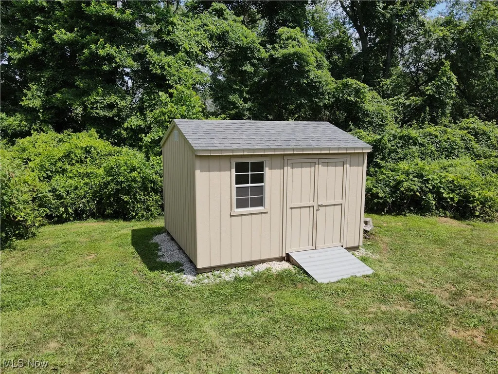 1395 Gray Fox Drive, North Canton, Ohio,MLS Now Listing ID