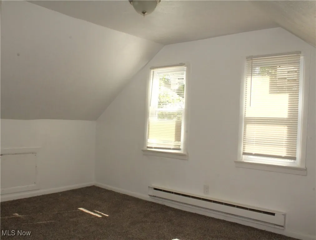 bedroom 3rd floor