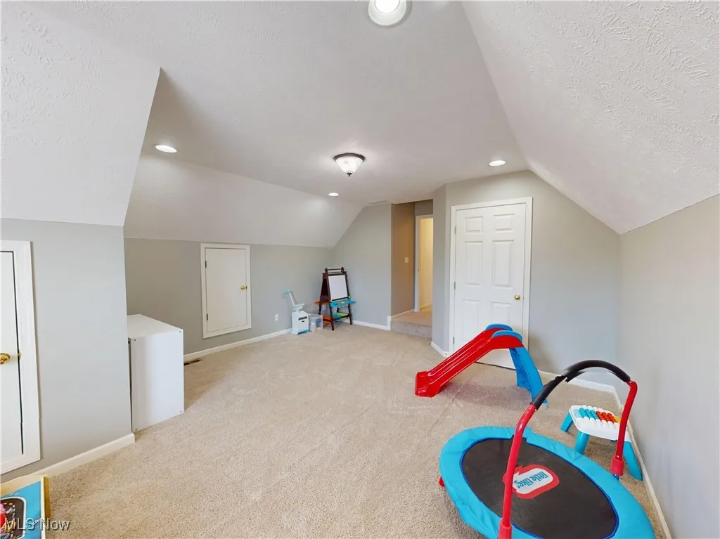 581 Colonial Drive, Painesville, Ohio 44077,MLS Now Listing ID