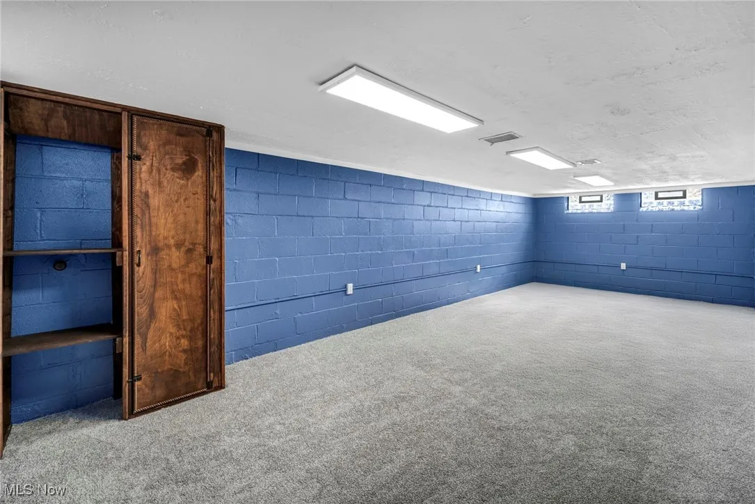 9005 Orchard Avenue, Brooklyn, Ohio,MLS Now Listing ID