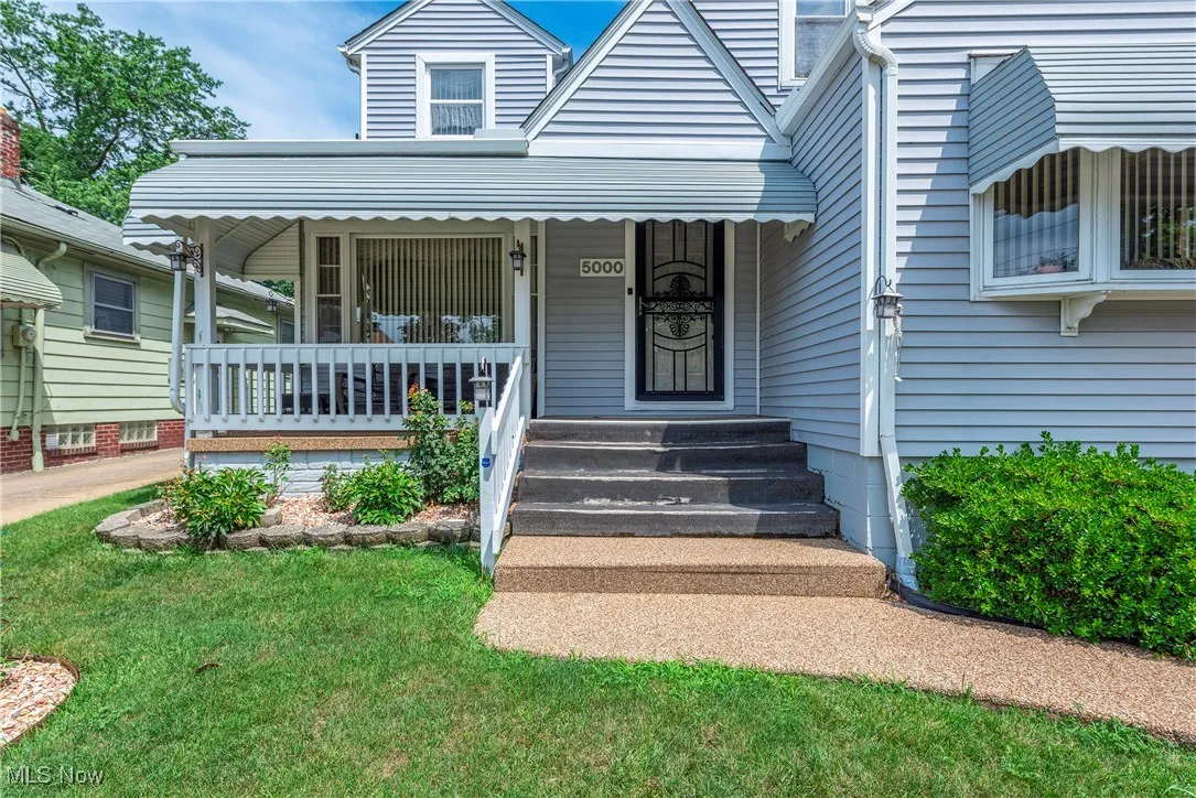 Entrance to property with covered porch