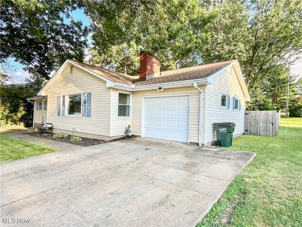 212 Beechwood Street, Louisville, Ohio,MLS Now Listing ID