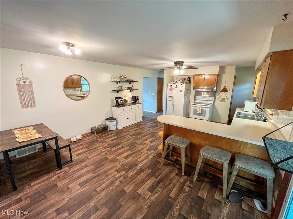 212 Beechwood Street, Louisville, Ohio,MLS Now Listing ID