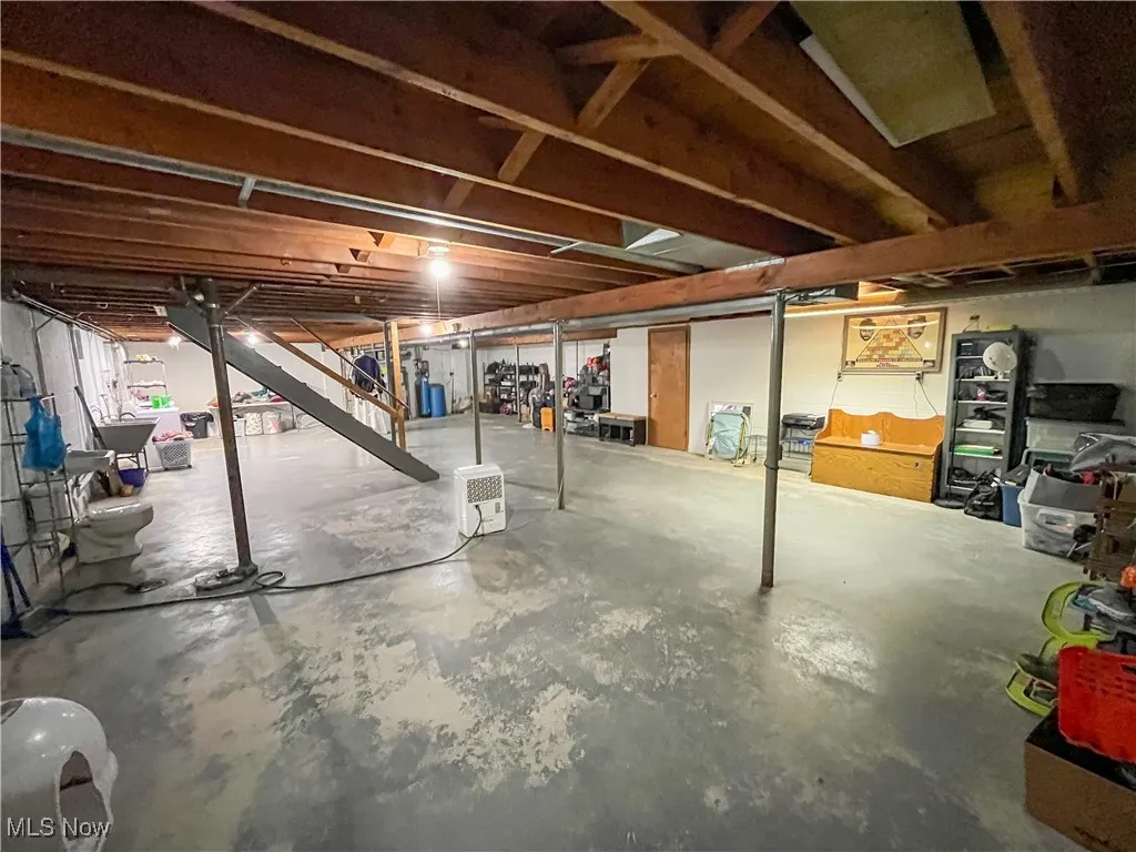 212 Beechwood Street, Louisville, Ohio,MLS Now Listing ID