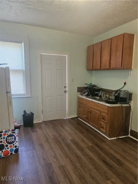 Unit 1 Kitchen