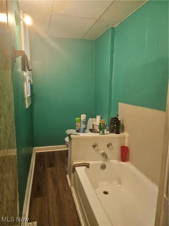 Unit 1 Bathroom
