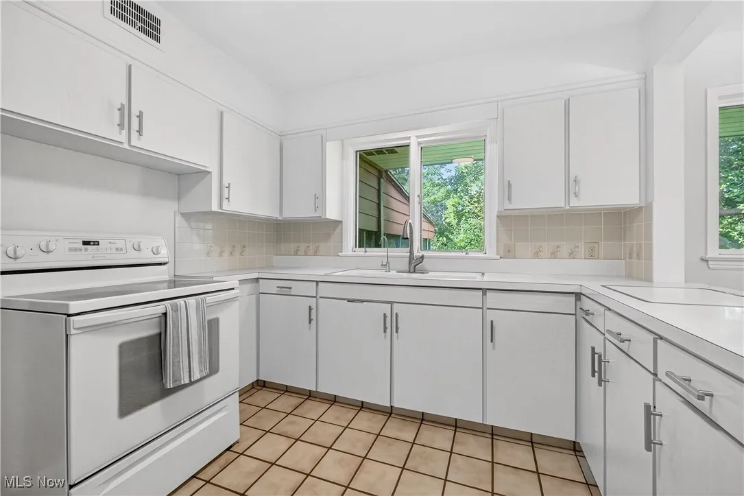 6450 Gates Mills Boulevard, Mayfield Heights, Ohio,MLS Now Listing ID