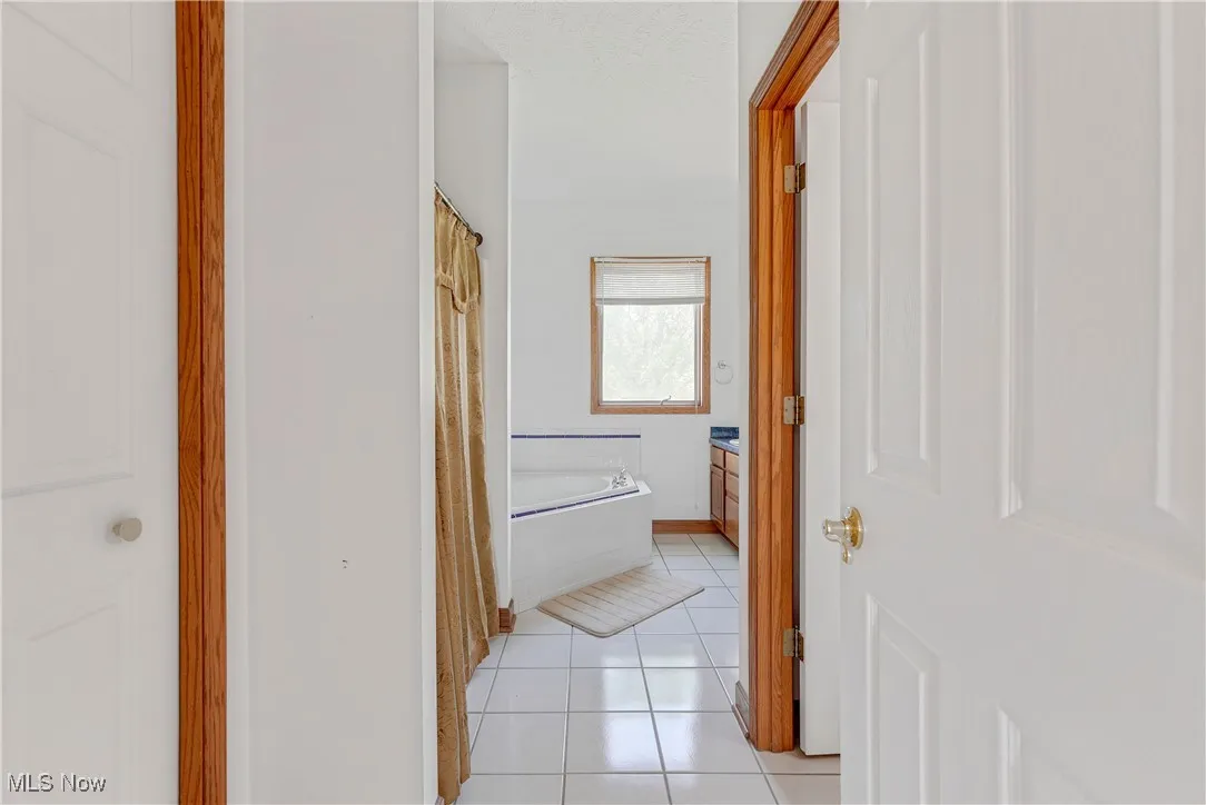 10589 Fincherie Drive, Chardon, Ohio 44024,MLS Now Listing ID
