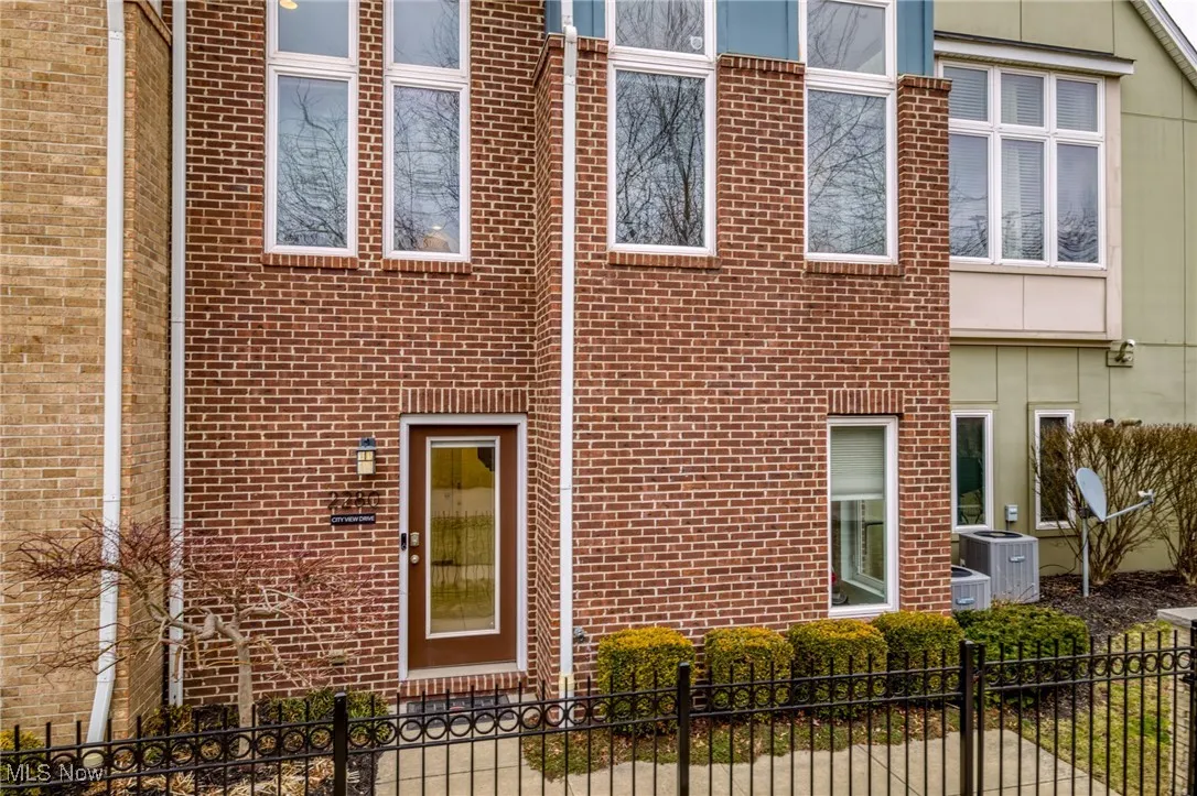 2280 City View Drive, Cleveland, Ohio,MLS Now Listing ID
