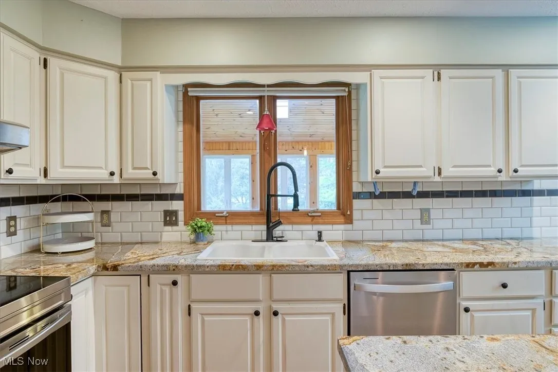 32906 Lisa Lane, Solon, Ohio 44139,MLS Now Listing ID