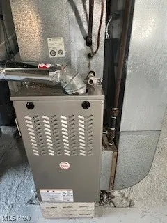 Utilities featuring heating unit
