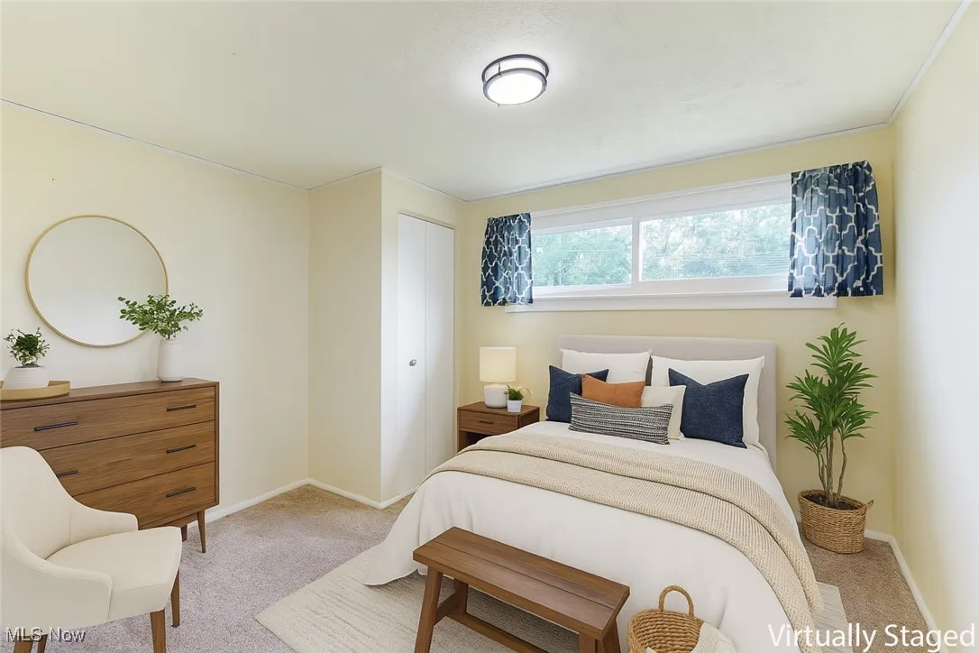 BEDROOM 2. VIRTUALLY STAGED.