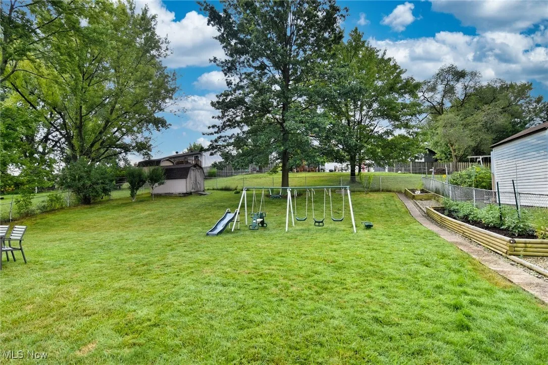 1977 Jacqueline Drive, Parma, Ohio,MLS Now Listing ID