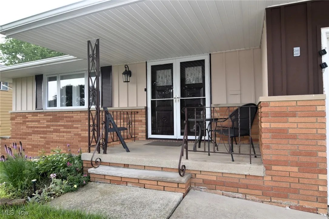 1977 Jacqueline Drive, Parma, Ohio,MLS Now Listing ID