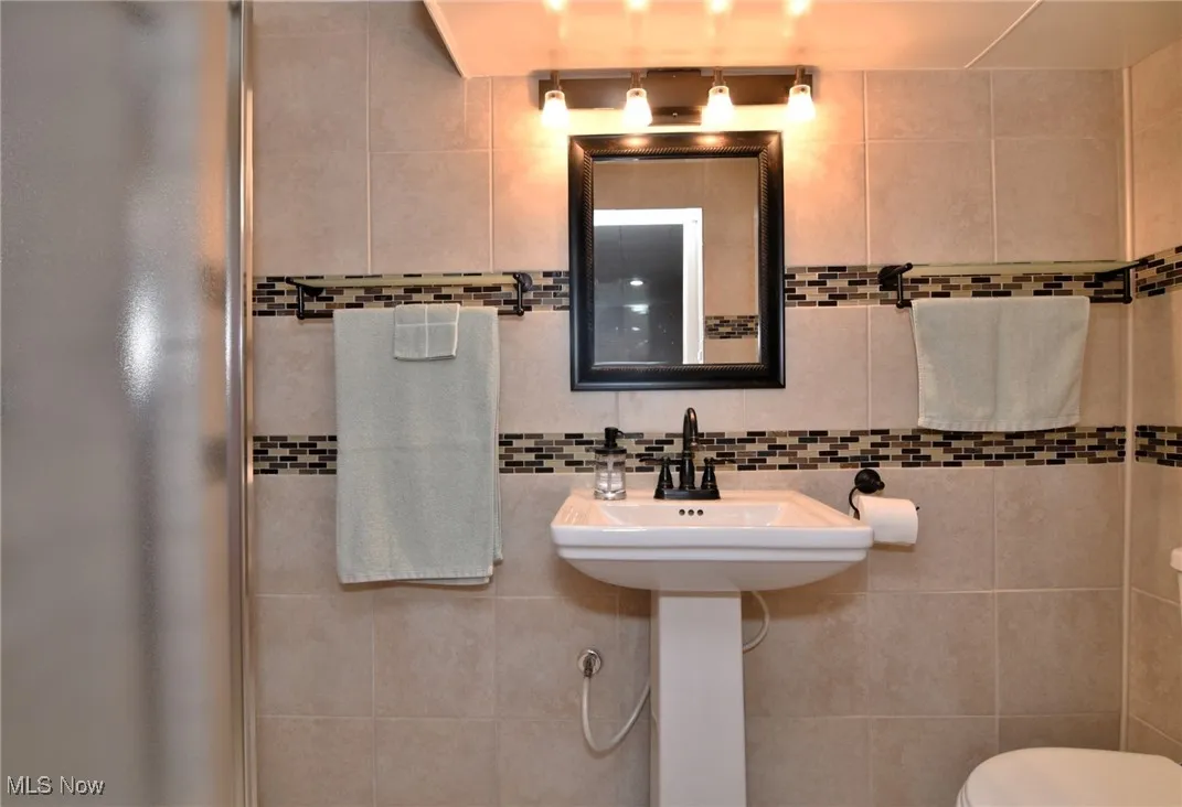 1977 Jacqueline Drive, Parma, Ohio,MLS Now Listing ID